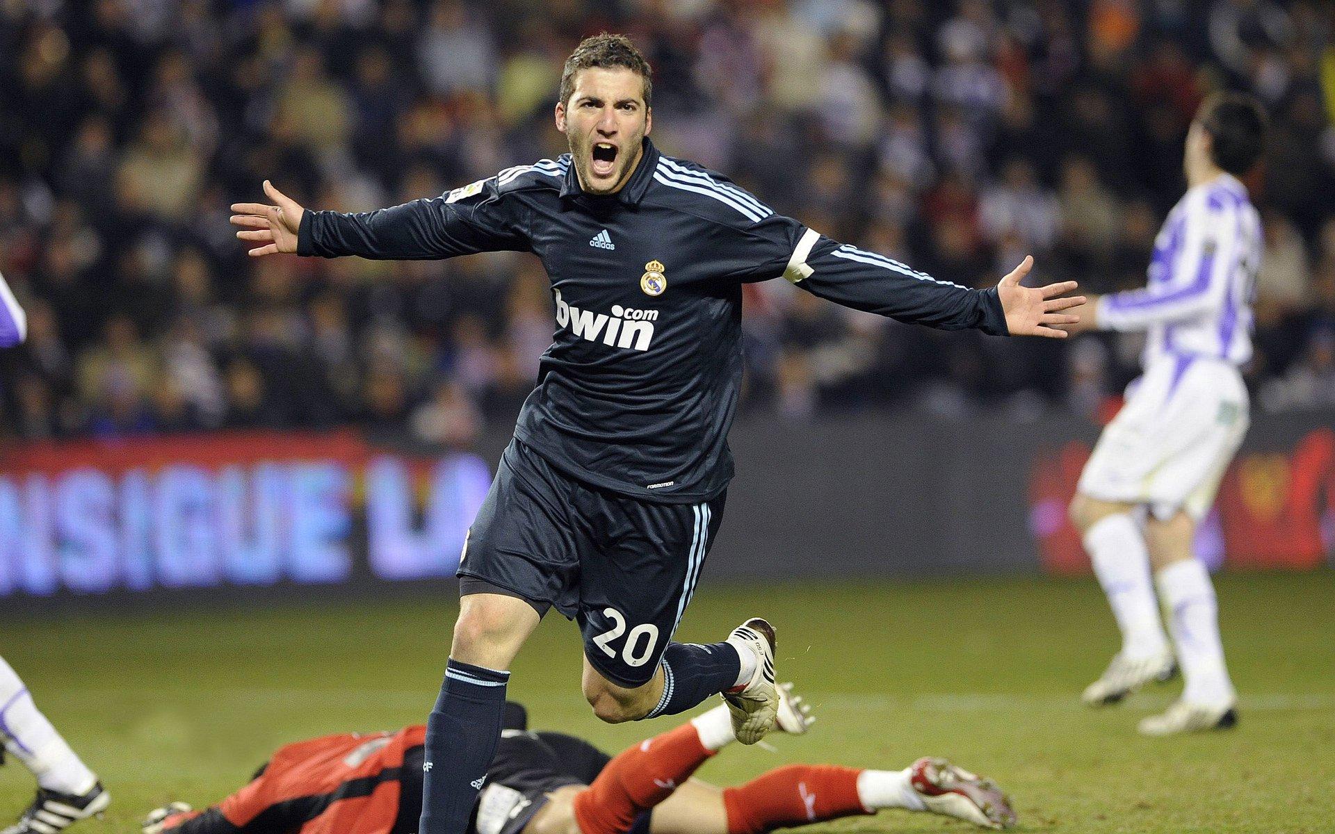 多家媒体确认，瓦伦西亚瞄准丹朱马，夏窗或迎锋线强援